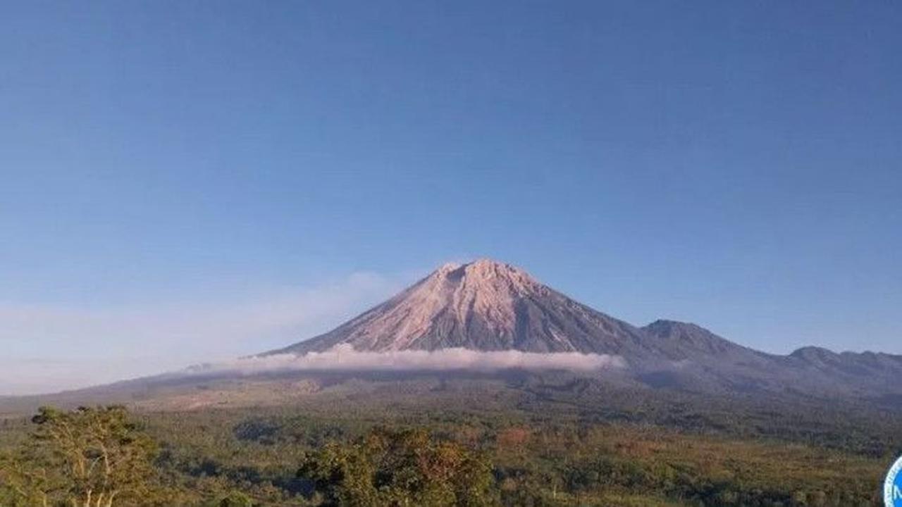 Pendakian Gunung Semeru Tidak Langsung Dibuka Meski Status Turun Level 2, Ini pertimbangannya