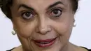Presiden Brasil Dilma Rousseff saat mendatangi acara di Istana Planalto, Brasil, (13/4). Peristiwa besar yang menyangkut namanya ketika ia membela habis-habisan seorang warganya yang merupakan seorang bandar narkoba. (REUTERS / Ueslei Marcelino)