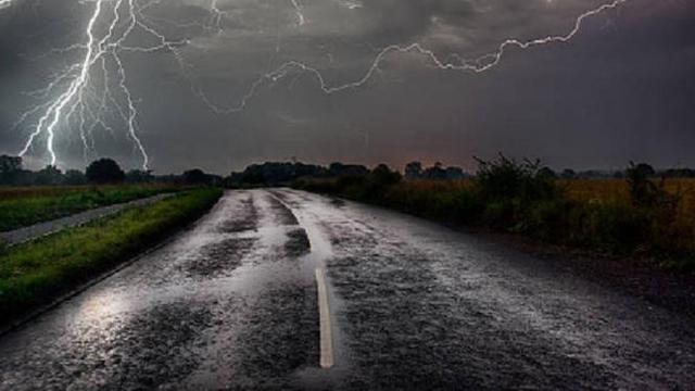 Ilustrasi petir (iStock)