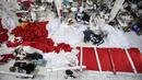 Bendera ini dipesan khusus untuk menghiasi acara utama peringatan HUT ke-80 Kemerdekaan Republik Indonesia di Provinsi Riau. (merdeka.com/Arie Basuki)