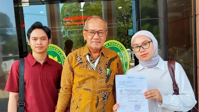 Tim kuasa hukum Denny Andrian Kusdayat