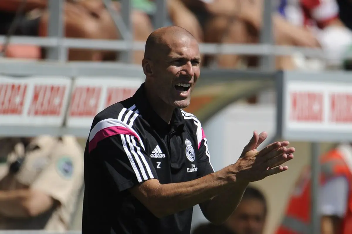 Pelatih Real Madrid Castilla Zinedine Zidane