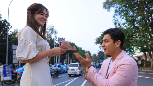Hutang Cinta Luar Biasa