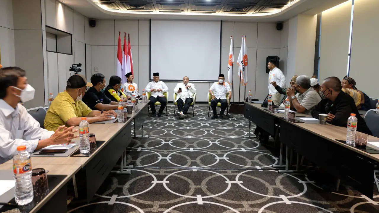 Sejumlah perwakilan masyarakat mengadu ke PKS Jatim menolak penundaan Pemiliu 2024. (Ist)