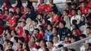 Istri Pratama Arhan, Azizah Salsha saat menonton di tribune VIP saat laga Kualifikasi Piala Dunia 2026 antara Timnas Indonesia melawan Australia di Stadion Utama Gelora Bung Karno (SUGBK), Senayan, Jakarta, Selasa (10/09/2024). (Bola.com/Bagaskara Lazuardi)