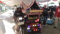 Keluarga Asal Padang Tempuh Ratusan Kilometer Demi Mudik ke Bogor, Naik Bentor Berhias Rumah Gadanga
