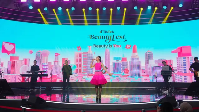 Andien. (Foto: Dok. Tim TikTok Beauty Fest 2025)