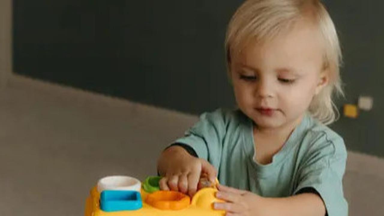 5 Tips Memilih Mainan Bayi yang Sesuai Usia untuk Mengasah Kemampuan Si Kecil