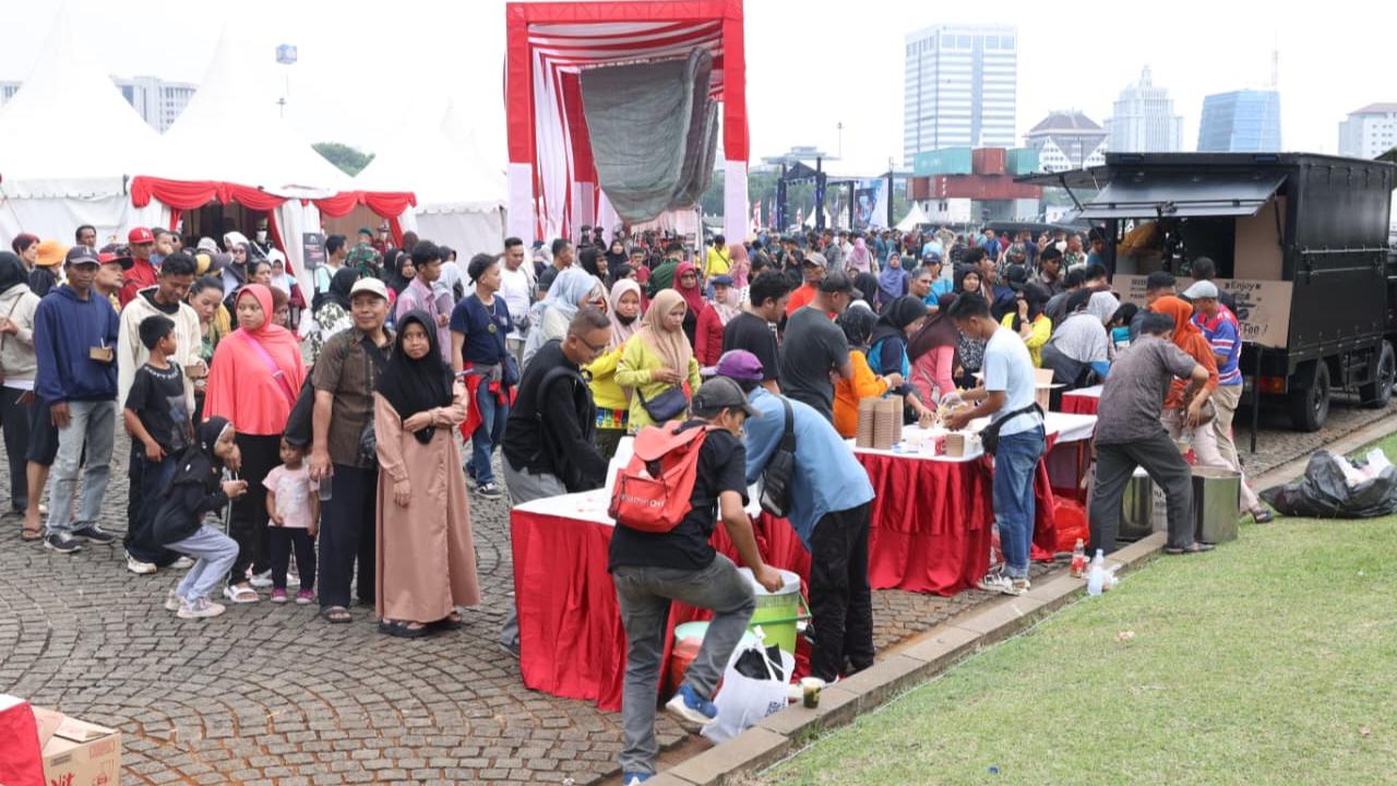 Hari Pertama TNI AD Fair 2025, Stand