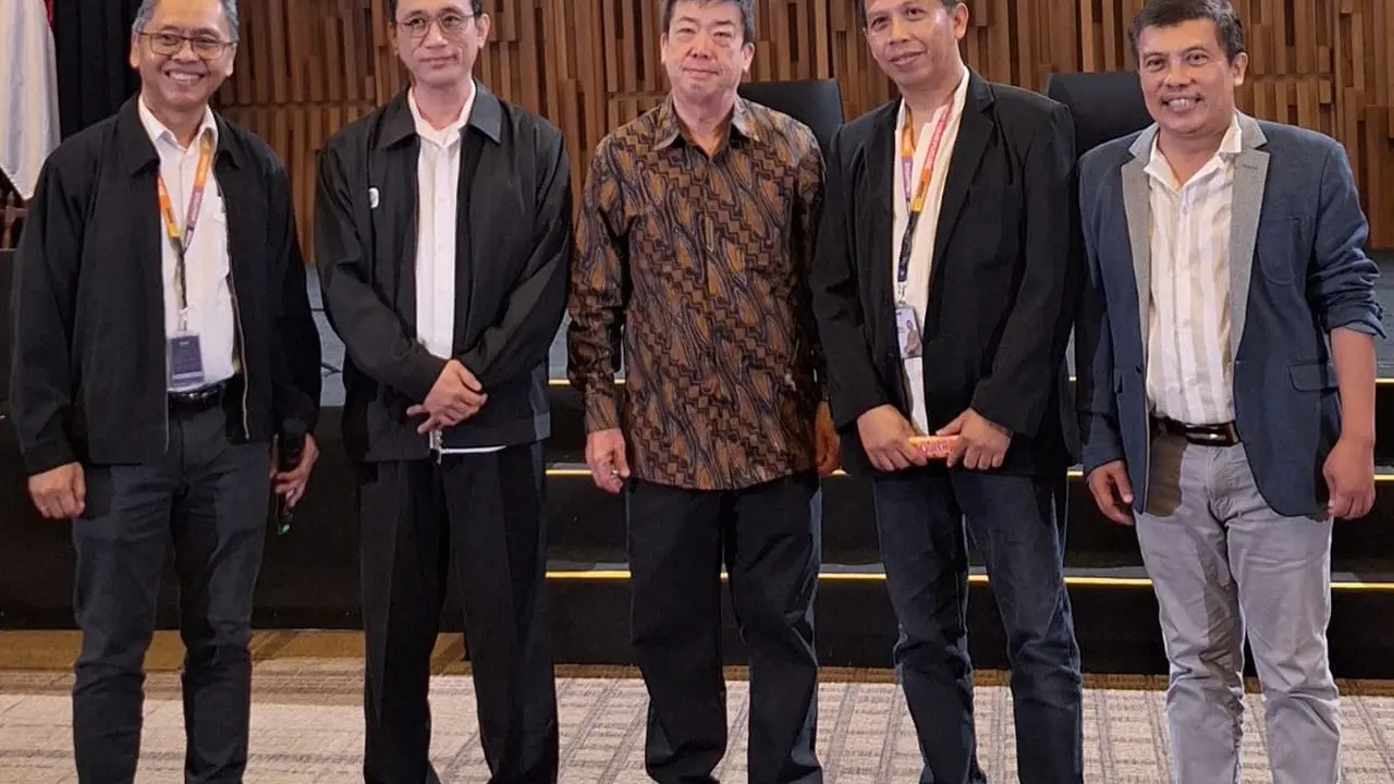 Pada Civitas Akademika IMDE, Guru Besar Universitas Harvard Ungkap AI Harus Memperkaya Pengalaman Belajar, Bukan Menggantinya