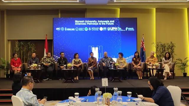 Kerja Sama Monash University