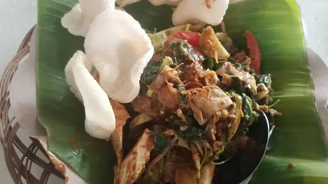 Rekomendasi Tempat Makan Lotek Enak di Jogja