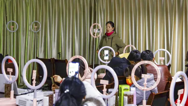 FOTO: Antusiasme Warga China Belajar Bisnis Online