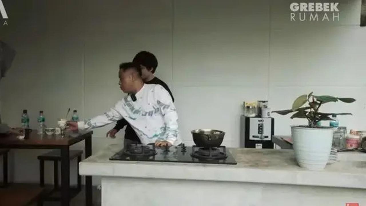 7 Potret Dapur Outdoor di Rumah Narji, Modelnya Estetik dan Cocok untuk Nongkrong