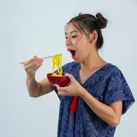 Ilustrasi makan/Copyright Freepik/jcomp