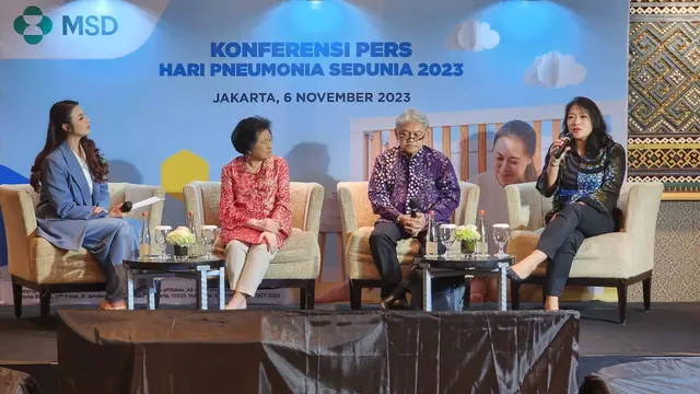 Foto dr. Ariska Putri Pertiwi bersama dengan
