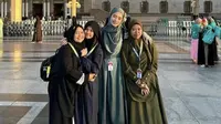 Model Abaya Modern, Bisa Tetap Tampil Elegan dengan Nuansa Islami yang Indah