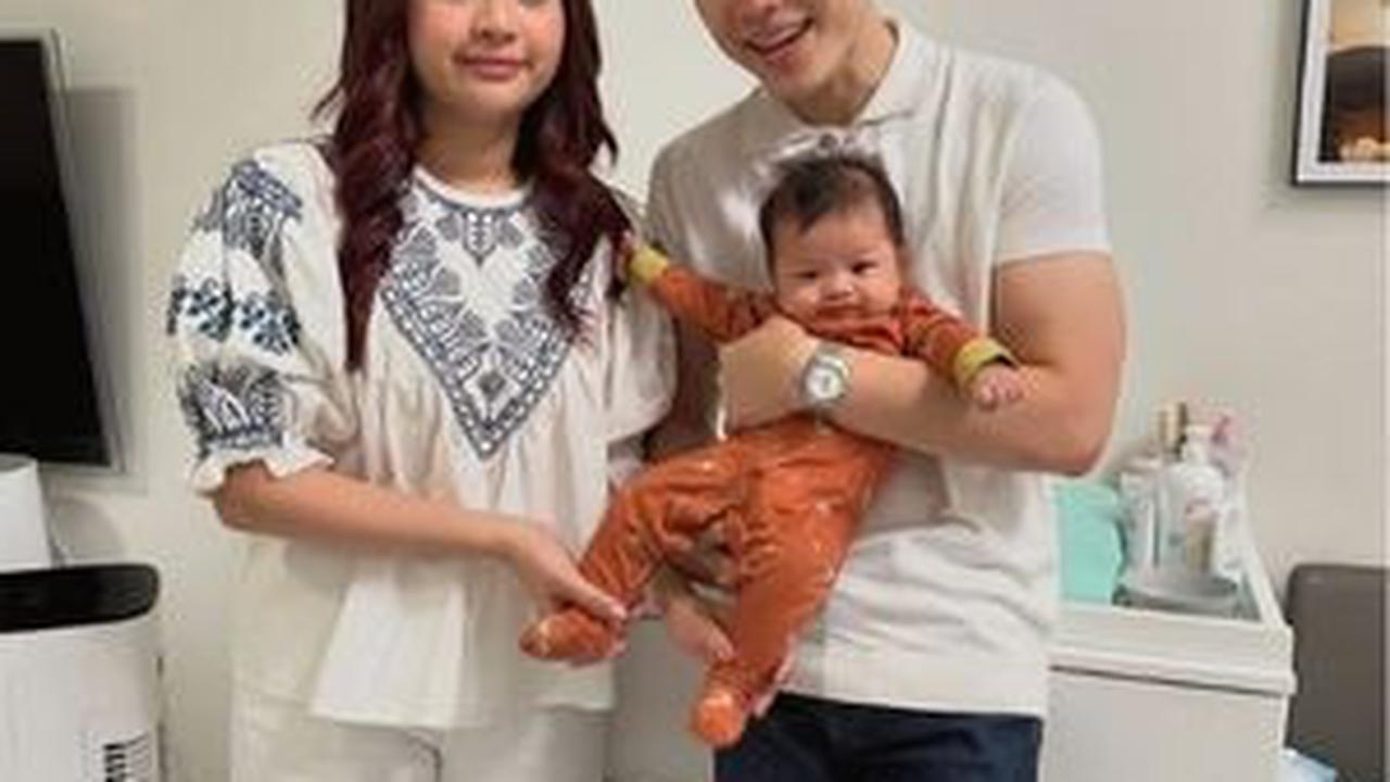 Momen Manis! 8 Potret Kenji Ganessha, Suami Anggi Marito, Saat Momong Bayi Mereka yang Baru Lahir
