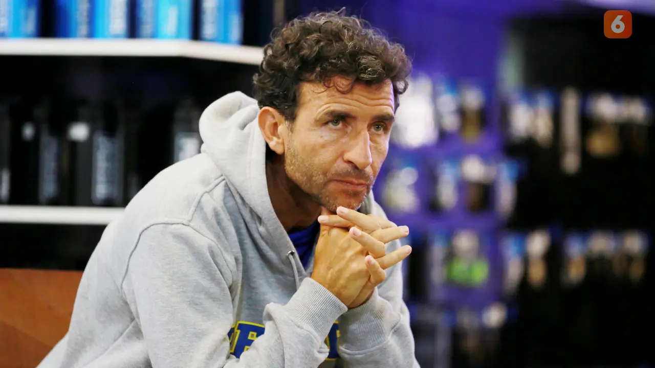 Pelatih Persib Bandung, Luis Milla