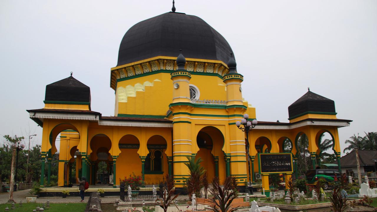 Bertandang ke Masjid Raya Al-Osmani, Masjid Pertama di Kota Medan