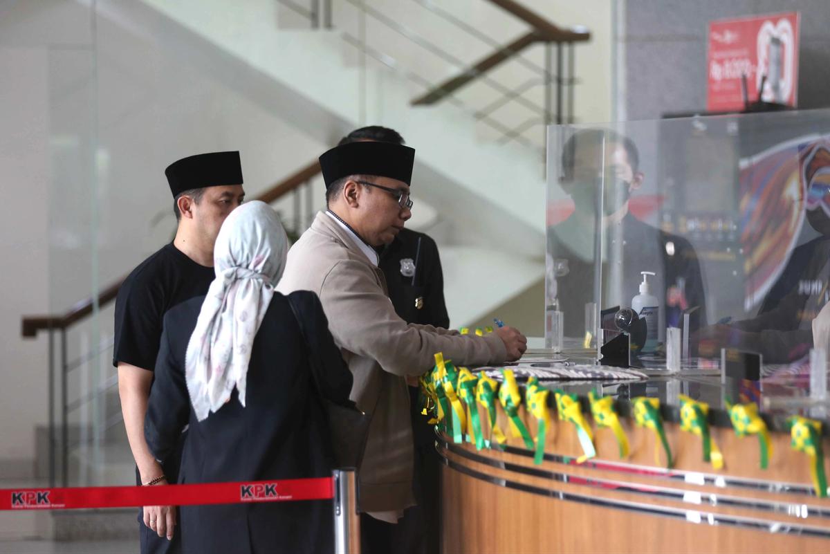 FOTO: Yaqut Cholil Qoumas Penuhi Panggilan KPK sebagai Tersangka Kasus Kuota Haji