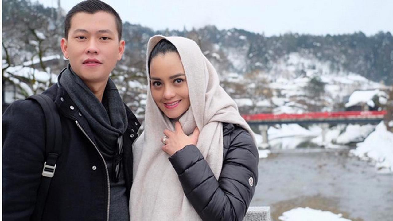 Ririn Ekawati dan Ferry Wijaya