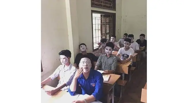 6 Kelakuan Cowok Pakai Masker Wajah Ini Bikin Ketawa