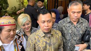 Jokowi Bakal Bertemu 20 Ribu Warga Dayak