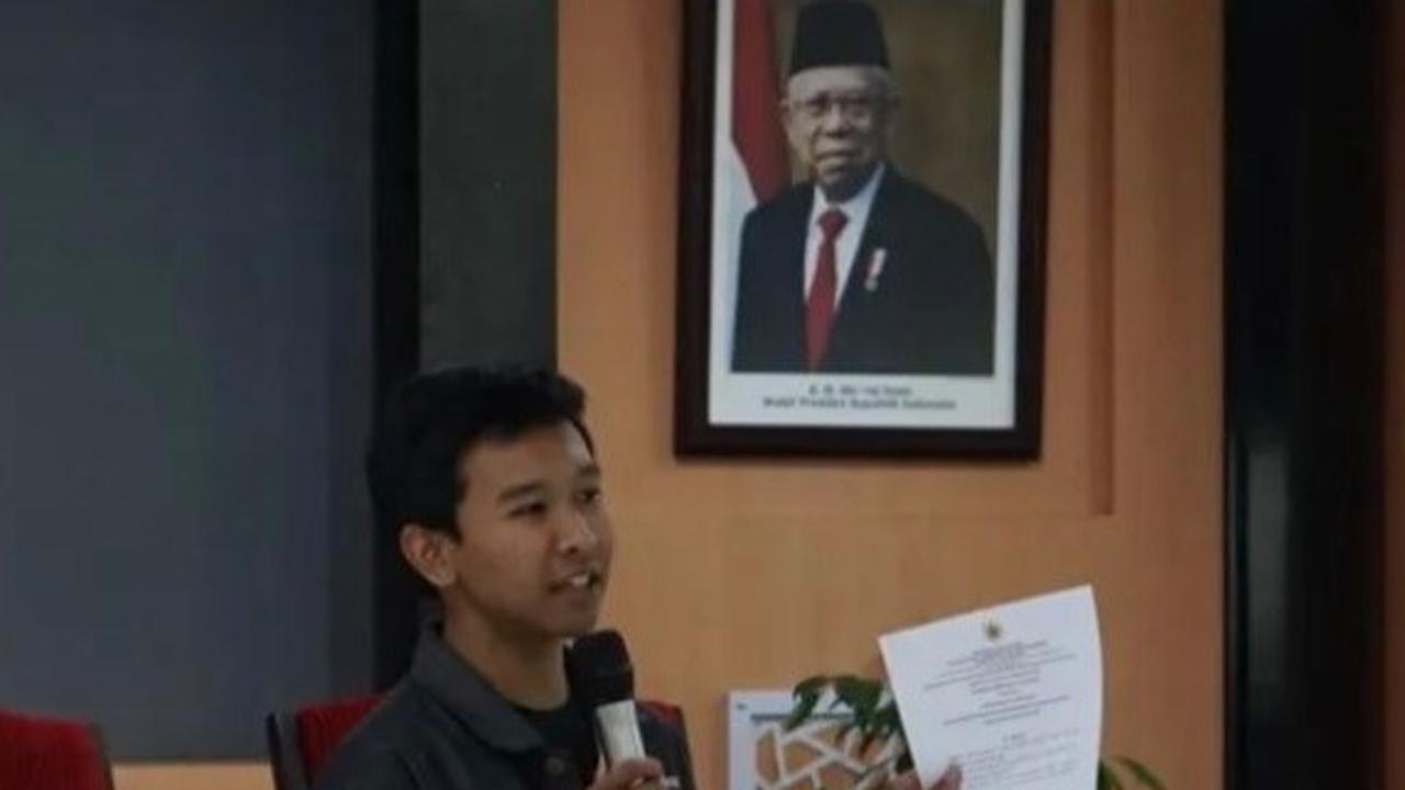 Sebelum menjabat sebagai Ketua BEM KM UGM, Gielbran menjadi Ketua Bem Peternakan UGM di tahun 2022. Ia juga bergabung dengan Rumah Kepemimpinan.
