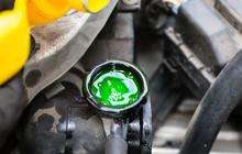Informasi Penting tentang Cairan Motor: Fungsi dan Warna yang Harus Anda Ketahui
