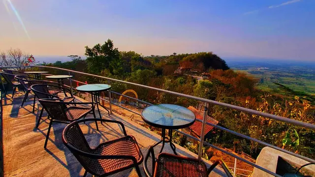 ilustrasi Rekomendasi kafe hits dengan suasana alam di Yogyakarta/instagram: watulangitjogjaa