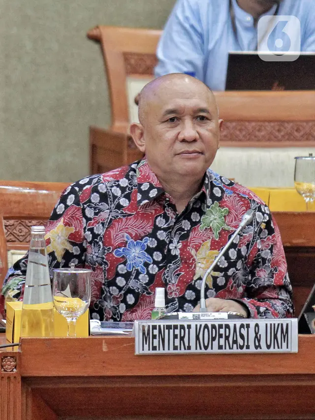 Menteri Koperasi dan UKM Teten Masduki Rapat Dengar Pendapat dengan Komisi VI DPR
