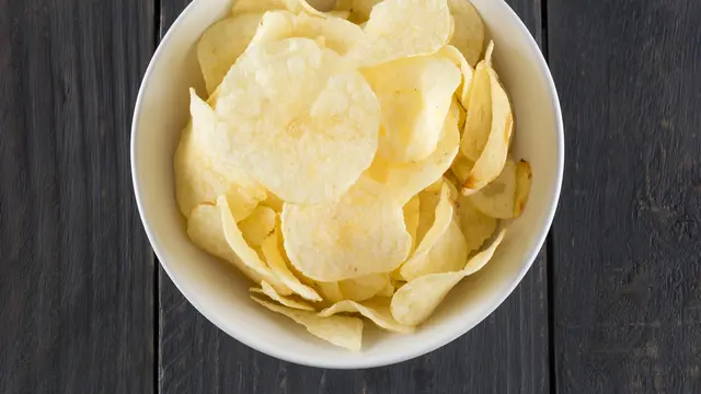Tips Simpel Membuat Keripik Kentang yang Renyah dan Dijamin Anti Menempel