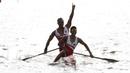 Pasangan Indonesia, Anwar Tara dan Yuda Firmansyah, saat beraksi pada SEA Games 2019 cabang kano nomor 1000 meter putra di Subic, Filipina, Jumat (6/12). Pasangan Indonesia berhasil meraih medali emas. (Bola.com/M iqbal Ichsan)