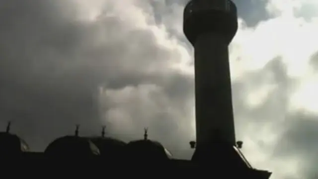 Pertama di Swedia! Masjid Kumandangkan Azan