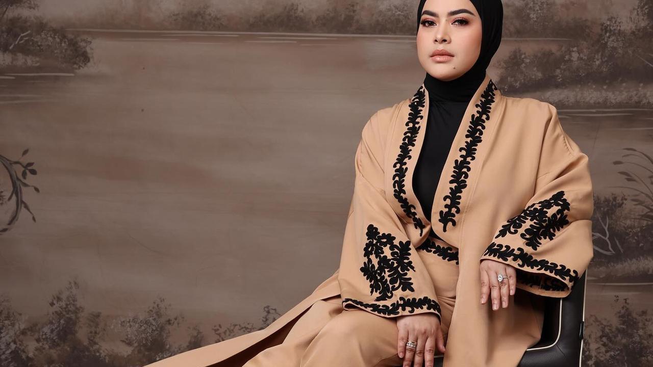 Aisyahrani Tanggapi Soal Rumor Syahrini Hamil Palsu: Dapat Berita dari Mana?