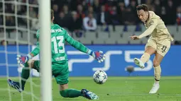 Porto bahkan sempat unggul lebih dahulu lewat gol Pepe Aquino di menit ke-30. (LLUIS GENE / AFP)