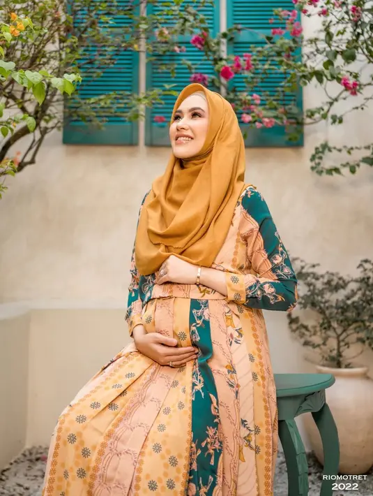 <p>Kartika Putri tentunya berharap persalinannya akan berjalan dengan lancar. (Foto: Instagram/ riomotret)</p>