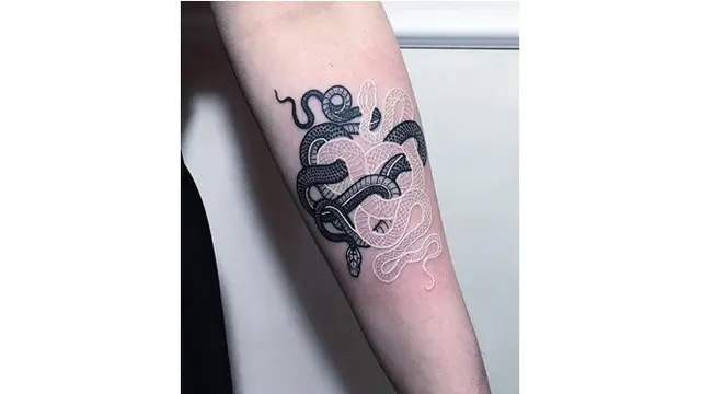 Tato putih