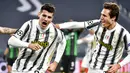 Pemain Juventus Alvaro Morata merayakan golnya ke gawang Ferencvaros bersama Federico Chiesa pada pertandingan Grup G Liga Champions di Allianz Stadium, Turin, Italia, Selasa (24/11/2020). Juventus melaju ke 16 besar Liga Champions usai menekuk Ferencvaros 2-1. (Marco Alpozzi/LaPresse via AP)