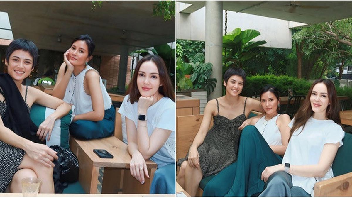 6 Potret Titi Radjo Nongkrong Bareng Cathy Sharon &amp; Mariana Renata, Pesona Memukau