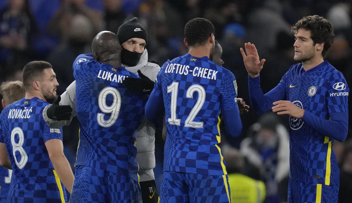 Romelu Lukaku akhirnya kembali dipercaya Thomas Tuchel kembali ke daftar skuat Chelsea saat menjamu Tottenham Hotspur di Stamford Bridge. Hubungan keduanya sempat memanas sebelum akhirnya berdamai pada Senin (3/1/2021) lalu. (AP/Kirsty Wigglesworth)