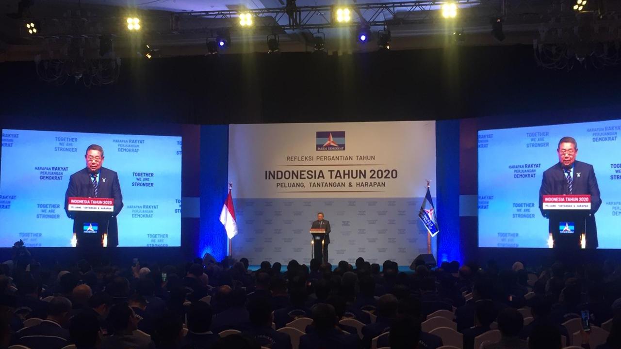 Ketua Umum Partai Demokrat Susilo Bambang Yudhoyono menyampaikan pidato dihadapan kader-kadernya di JCC, Senayan, Jakarta. (Liputan6.com/Muhammad Radityo Priyasmoro)