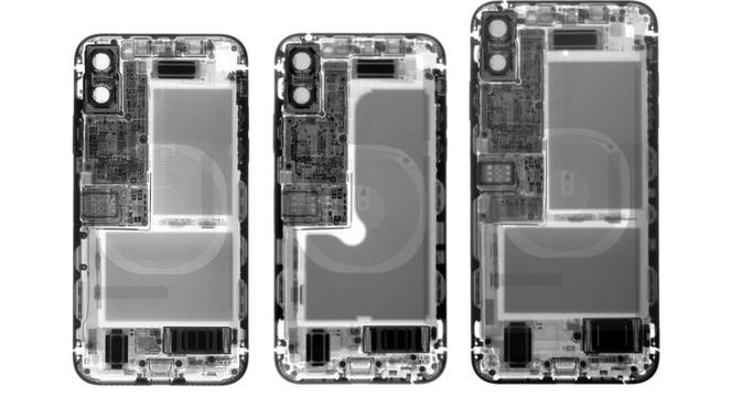 Perbedaan baterai iPhone X, iPhone XS, dan iPhone XS Max (Foto: iFixit)
