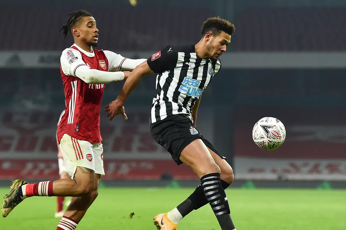 FOTO: Arsenal Butuh Extra Time Untuk Taklukkan Newcastle United 2-0