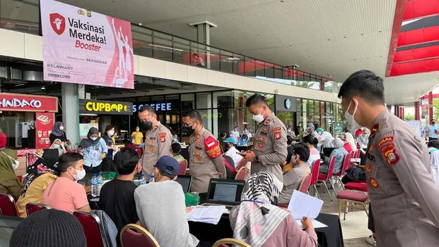 Polri Gelar Vaksinasi Booster