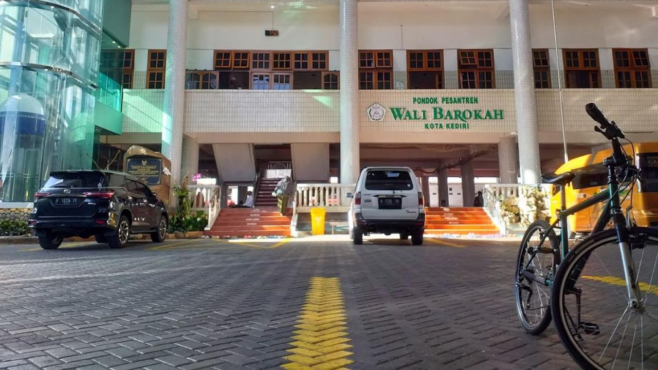 Sejarah
