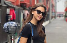 Tampil Cantik Bak Anak SMP, Berikut 8 Potret Alisia Rininta Saat Nonton Konser Coldplay