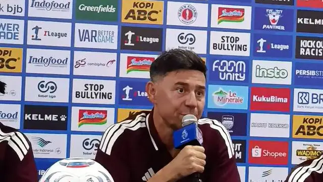 Pelatih PSM soroti kondisi lapangan Persib, sebagai klub besar seharusnya punya lapangan lebih baik