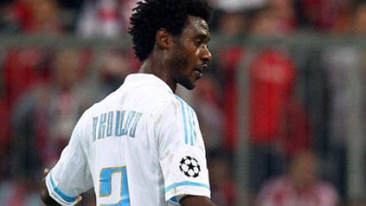 N'Koulou masuk daftar belanja Chelsea di januari